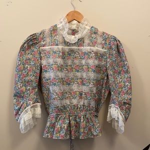 Women’s sz 10 Marc Jacobs blouse
